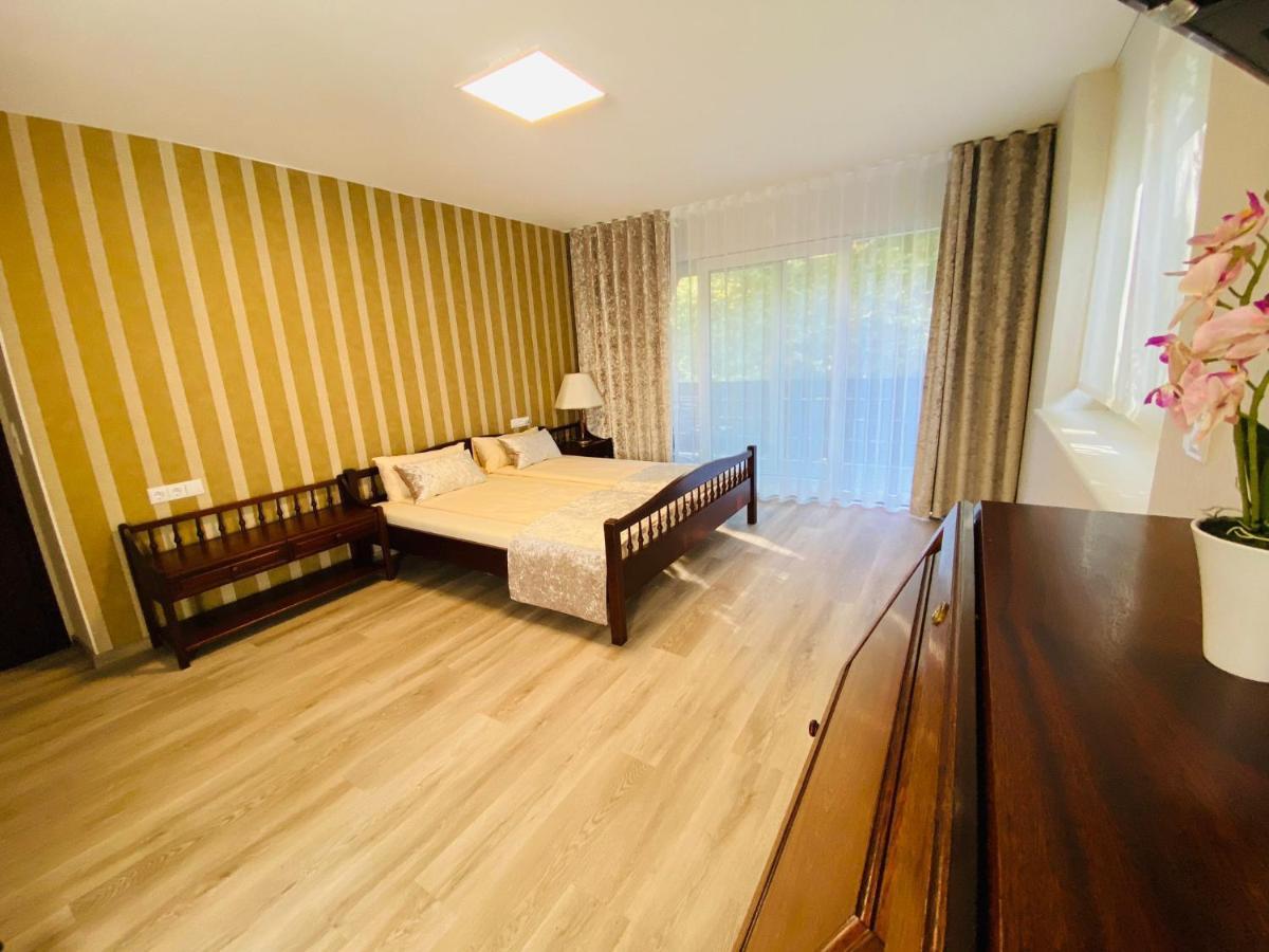 バーデン＝バーデンAuf Der Alm 21 N.6アパートメント エクステリア 写真